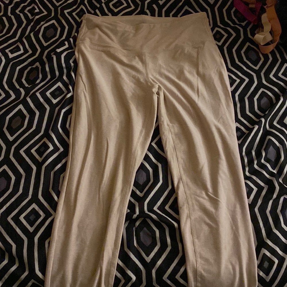 Women’s Medium capri leggings - light pink